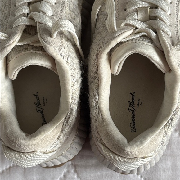 Universal Thread Woven Platform Sneakers Size 7 Cream - Picture 9 of 10